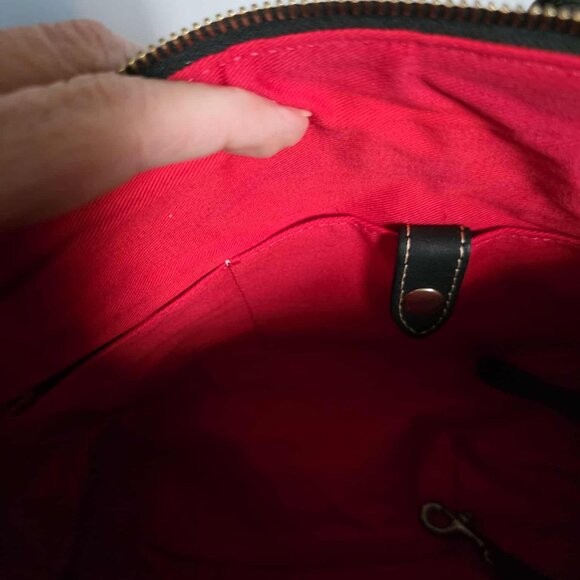 EUC Dooney & Burke Signature Monogram Shoulder Bag with matching Wallet - Picture 5 of 14